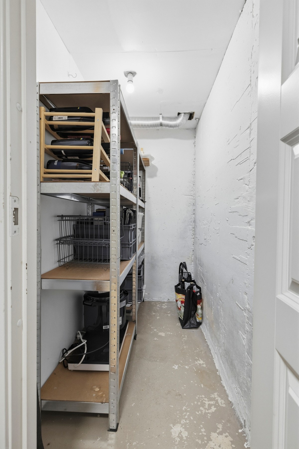I u. etasjen er det 2 gode boder Galleribilde