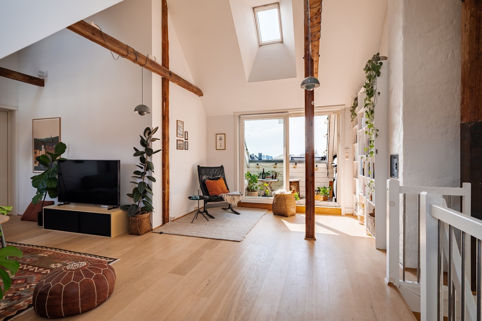 Velkommen til denne unike loftsleiligheten i hjerte av Torshov! Presentert av Silje Heggø v/ Nordvik Torshov. Foto: Tigerstaden Galleribilde
