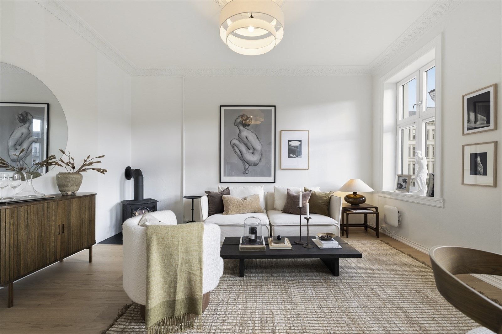 God plass til både sofagruppe og spisebord Galleribilde
