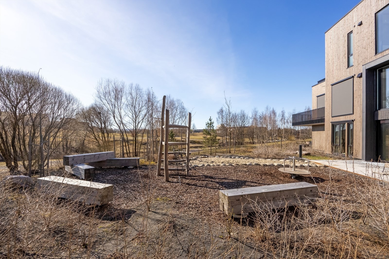 Pent opparbeidet fellesområde hvor både barn og voksne vil trives. Galleribilde