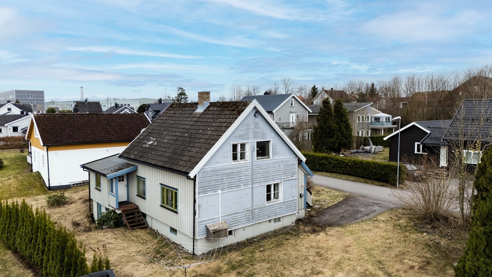 Solrik og barnevennlig tomt Galleribilde