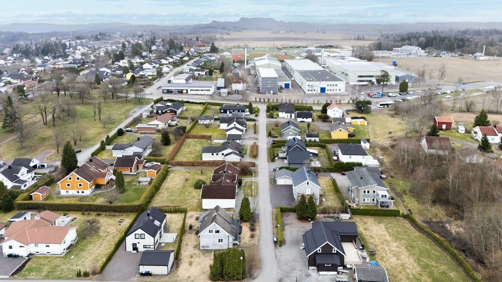 Det er gangavstand til skoler, barnehage og idrettsanlegg Galleribilde