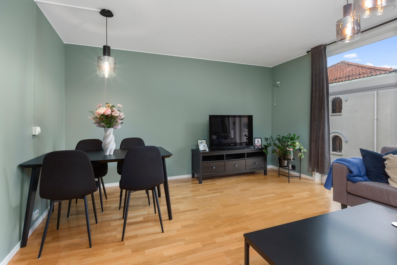 Leiligheten har varmtvann og vannbåren gulvvarme via fjernvarme (Foto: Jon Martin Austad) Galleribilde