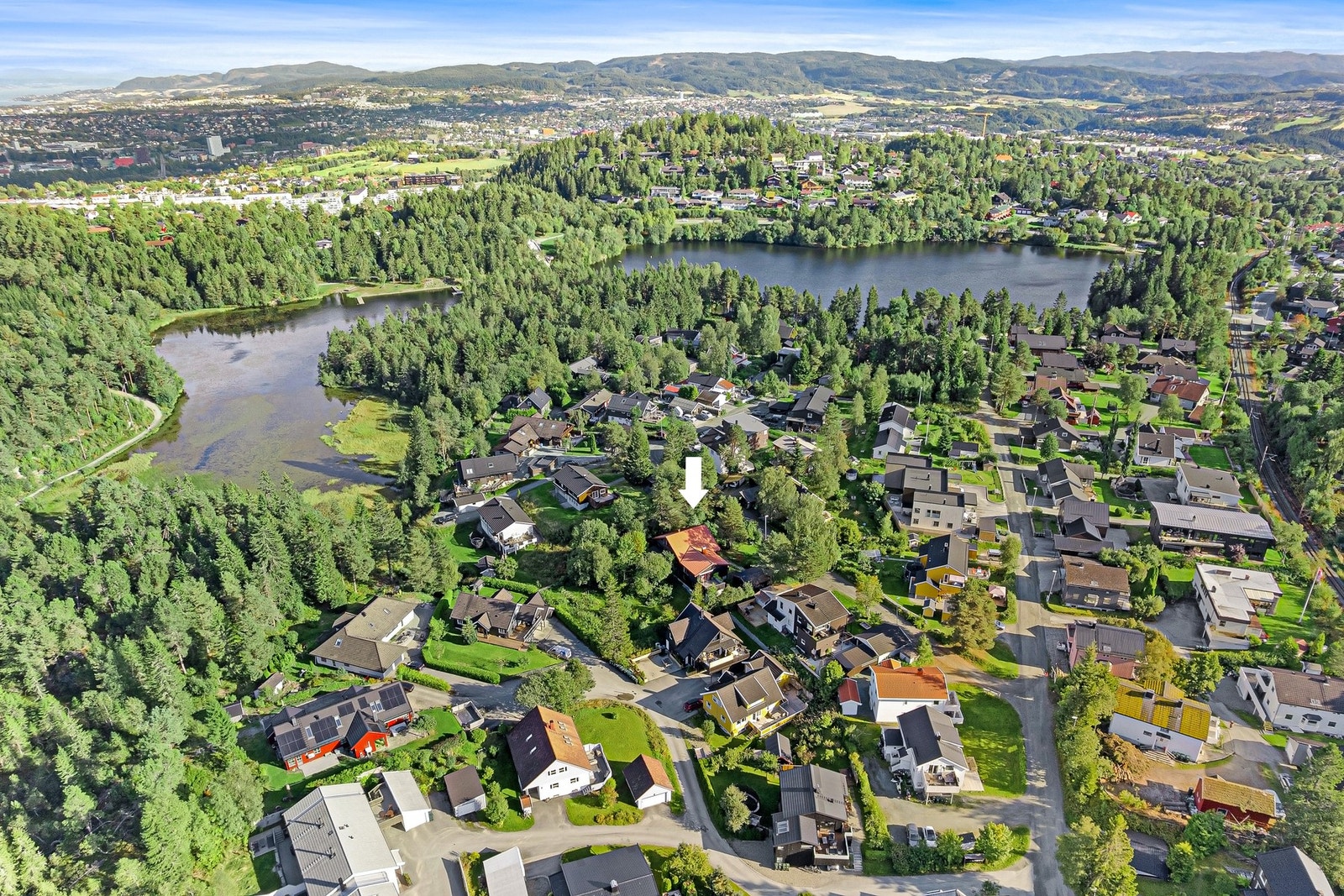 Kyvannet ligger på øvre del av Byåsen og er et populært turmål sommer som vinter. Her er det flere badeplasser på sommeren, og både skiløype og skøytebane på vinteren. Galleribilde