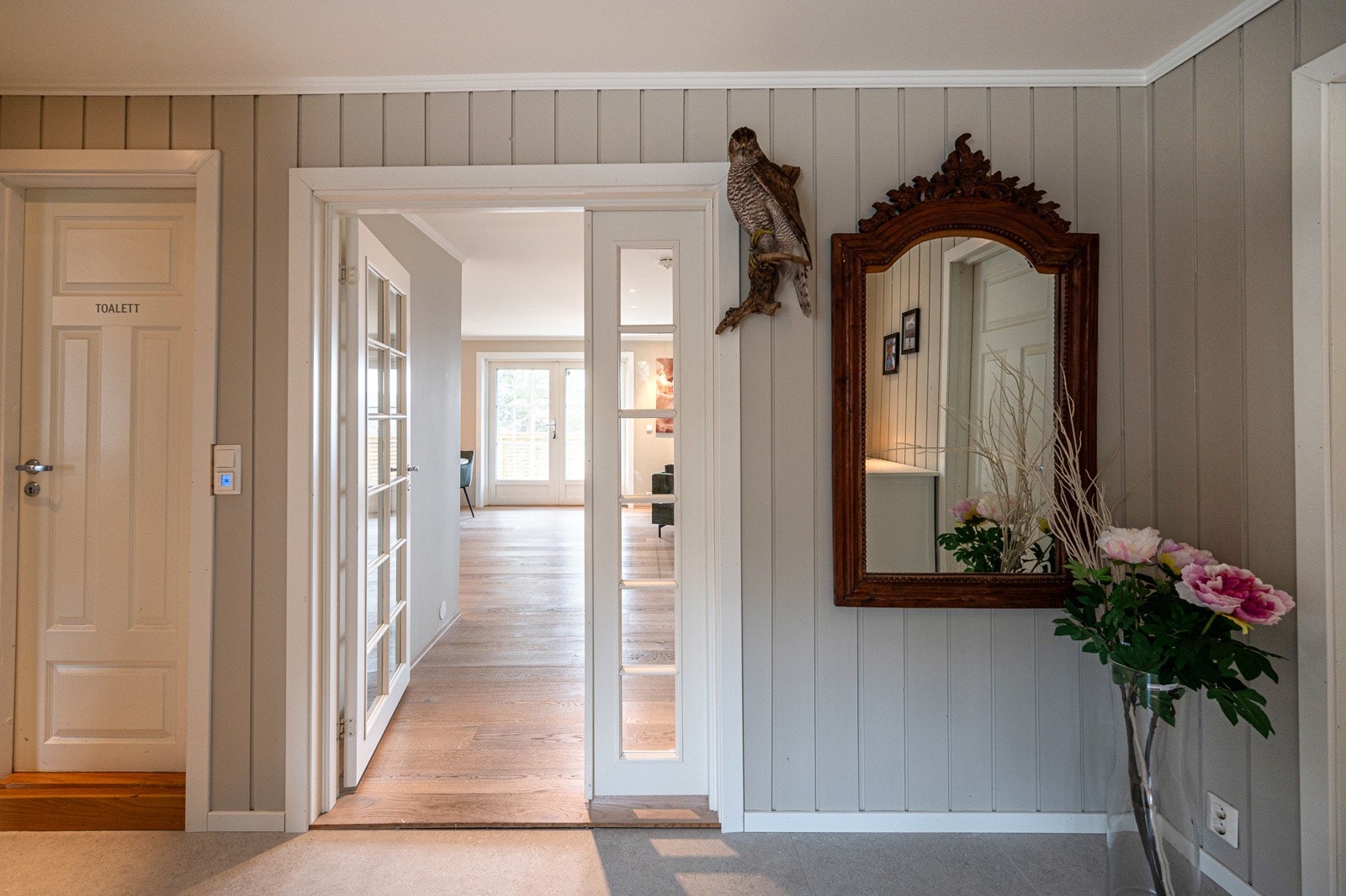 Fra hallen mot stuen Galleribilde