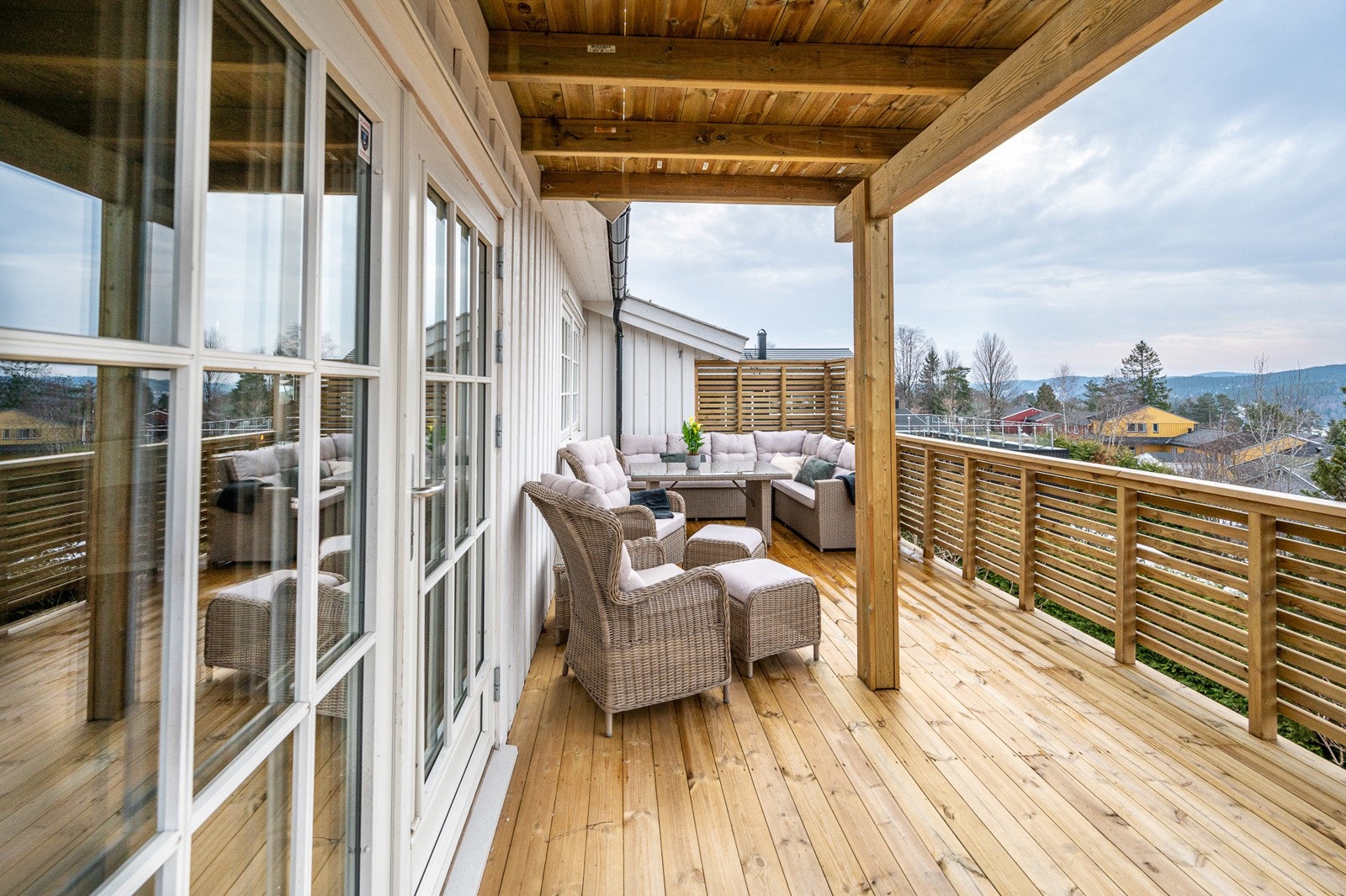 Veranda i 1. etg Galleribilde