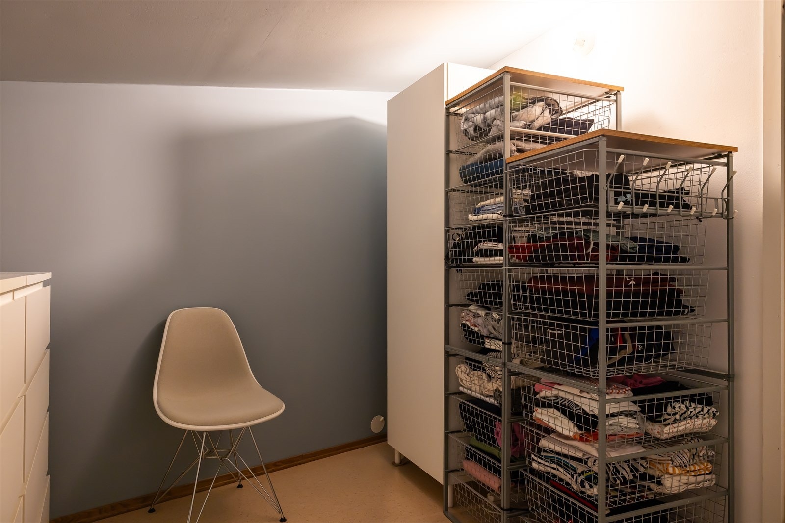 I tillegg til den interne boden, disponerer leiligheten en kjellerbod på 5 m². Galleribilde