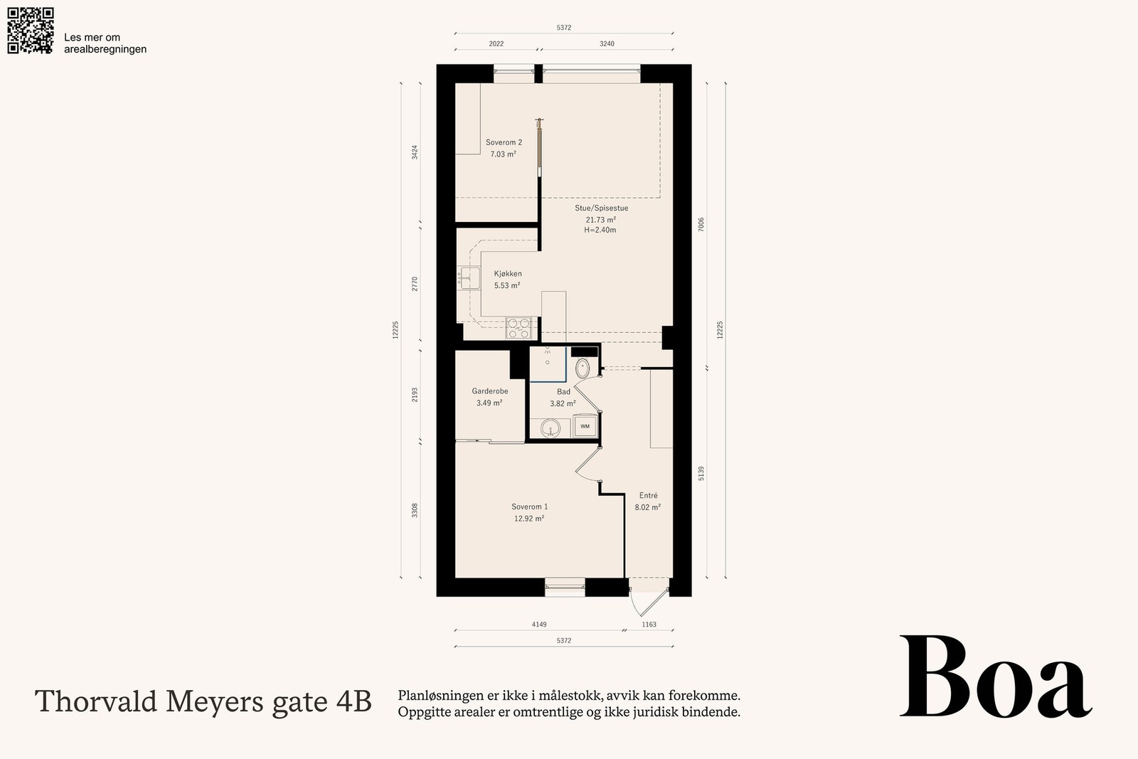 Leiligheten ligger i høy 3. etasje og består av følgende rom:
Entré, kjøkken, stue/spisestue, to soverom og dusjbad/wc.
Leiligheten disponerer en bod i kjelleren på ca. 5 m².
Det er felles takterrasse på toppen av nabobygget. Galleribilde