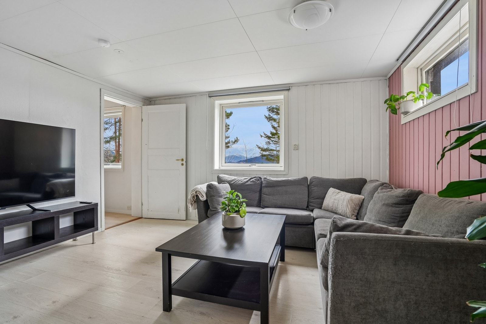 Rommet er ikke godkjent for rom med varig opphold. Galleribilde