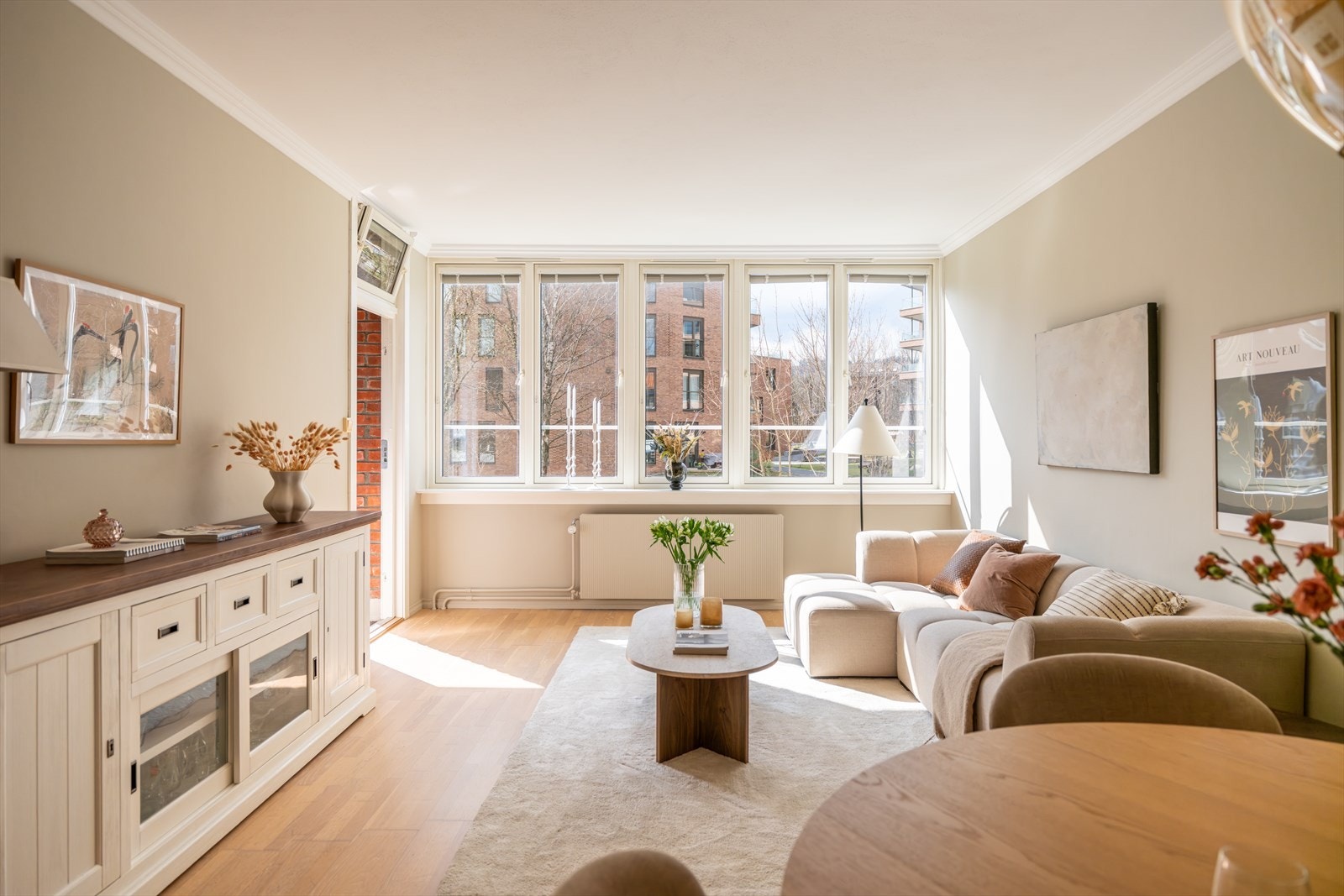 Truls Martin Nygaard v/Nordvik Majorstuen har gleden av å presentere Hoffsveien 53B - en attraktiv 3-roms leilighet beliggende med nydelig utsikt over Nedre Smestaddammen. Foto: Joakim Karlsen Galleribilde