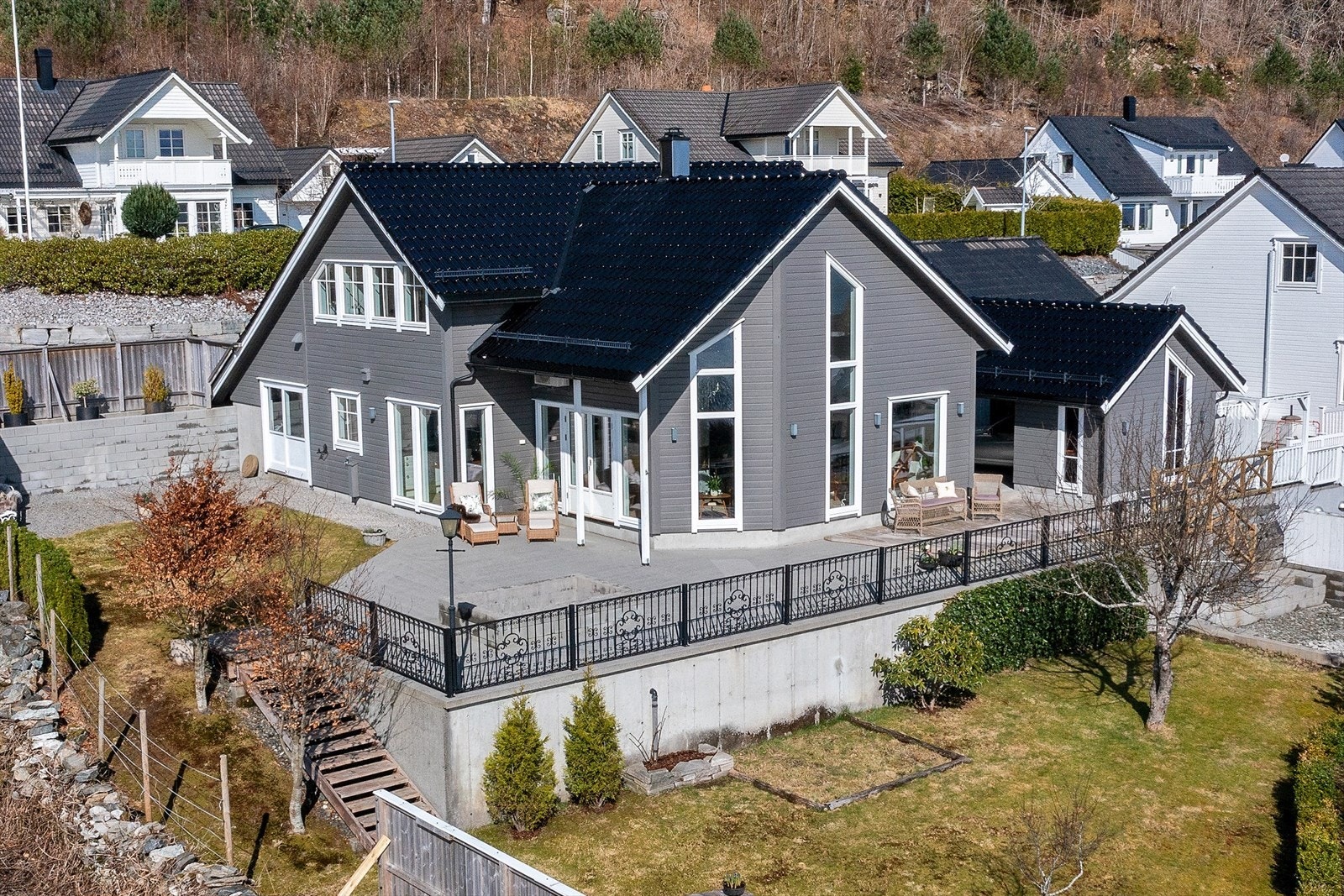 Velkommen til Midttunet 17, presentert av Magnar Nilssen i Eiendomsmegler Norge Galleribilde