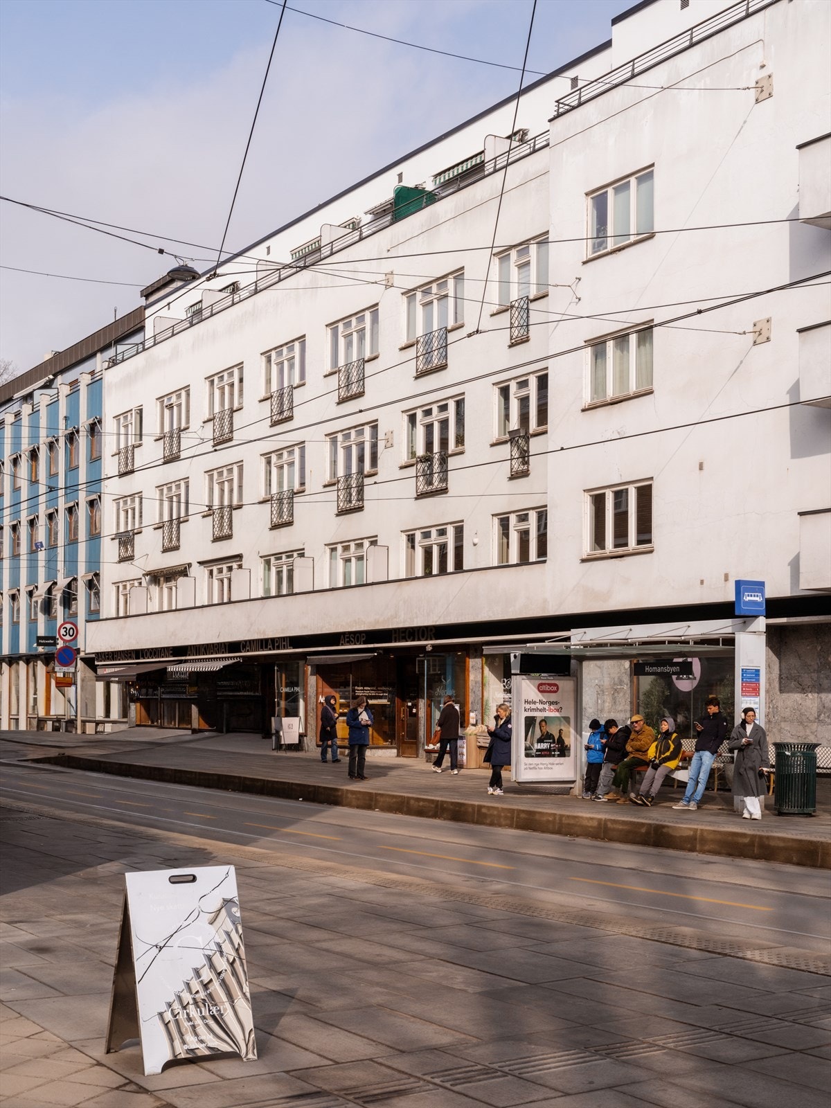 Attraktiv og meget sentralt beliggende i Oscars gate. Galleribilde