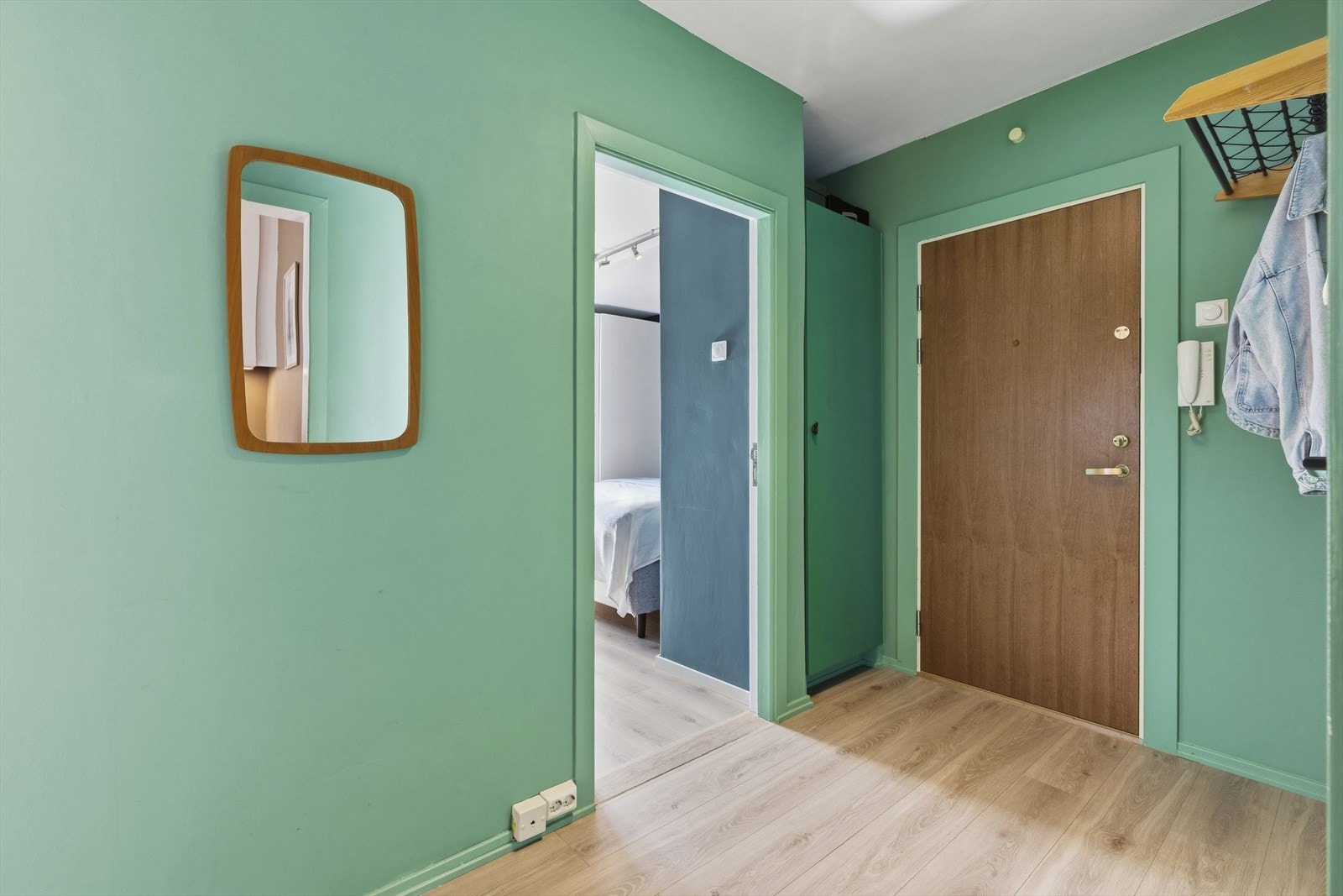 Leiligheten har en romslig og lun entré. Galleribilde