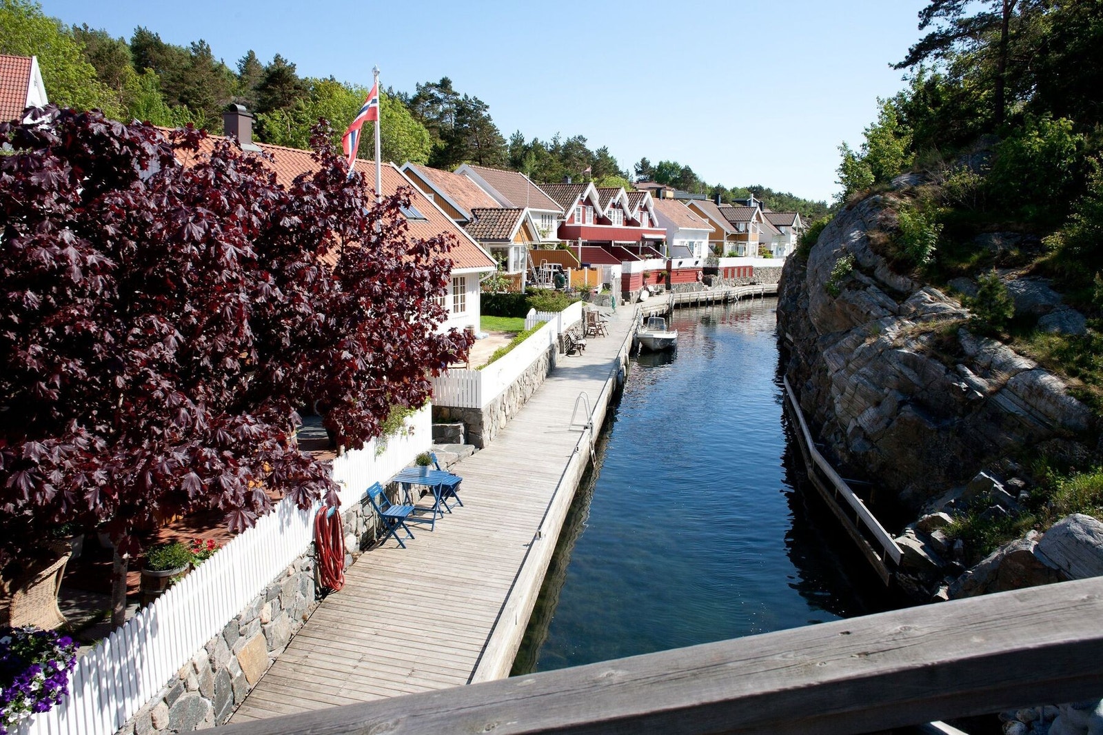 Fra den flotte kanalen på Herøya Galleribilde
