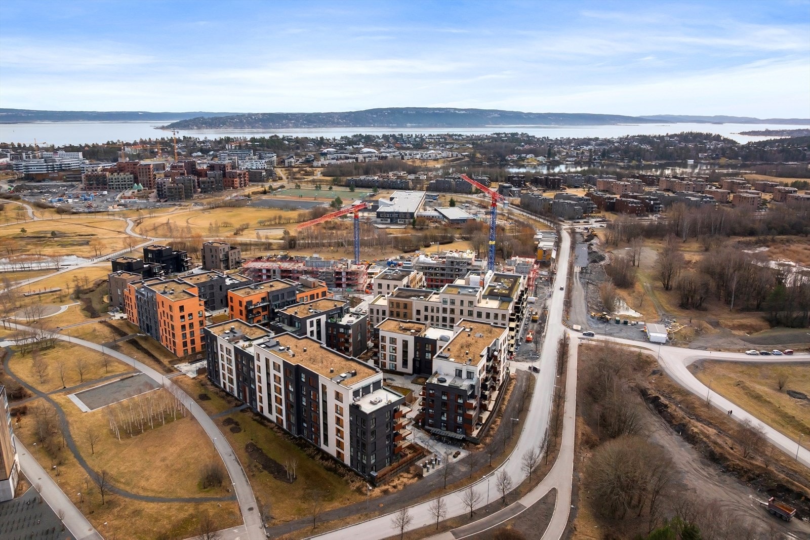 Nordøstre del av Forneburingen, inntil Nansenparken og ved Storøya Galleribilde