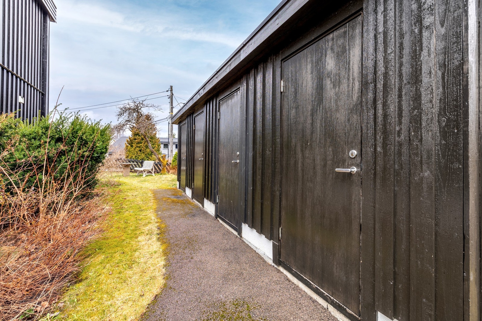 Det er ekstra lagringsplass i en disponibel bod på ca. 4 kvm. Galleribilde