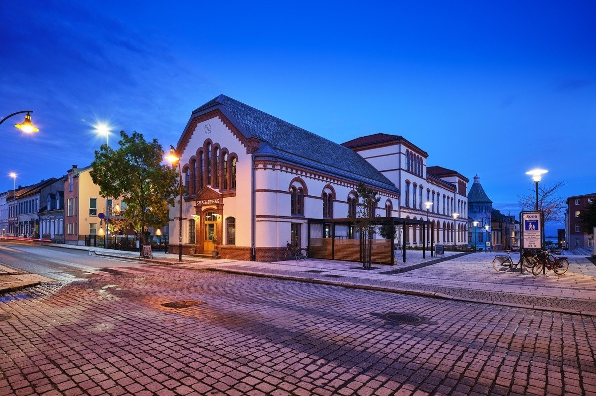 Restauranten ligger i den gamle gymsalen Galleribilde