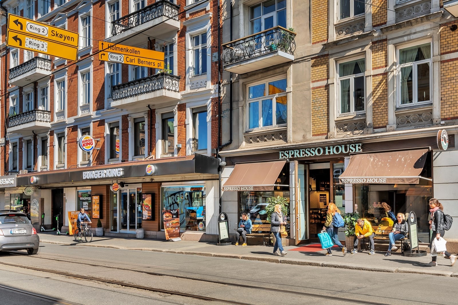 Fra leiligheten har du gangavstand til Bogstadveien og Hegdehaugsveien Galleribilde