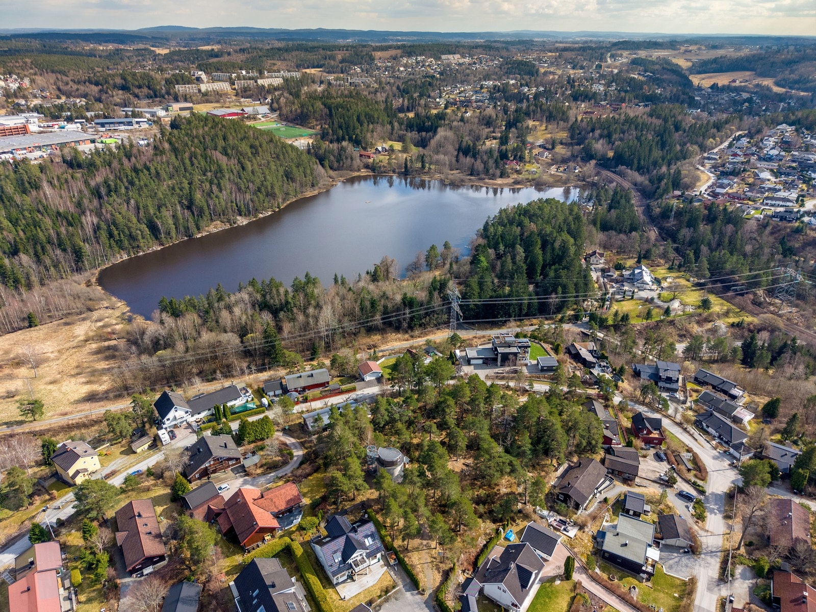 Det er gangavstand til til Tussekjernet. Galleribilde