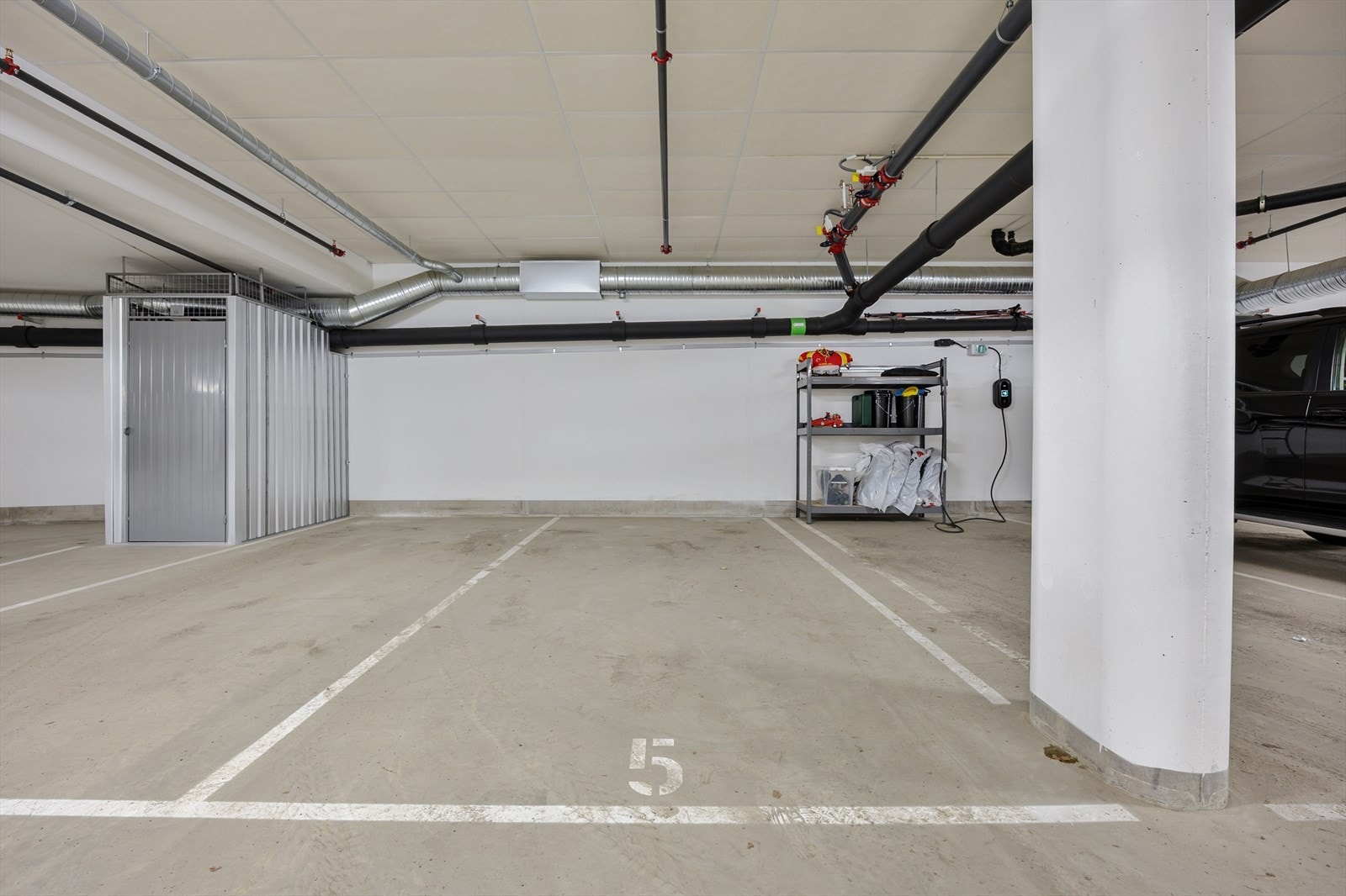 Det medfølger garasjeplass i felles garasjeanlegg. Galleribilde