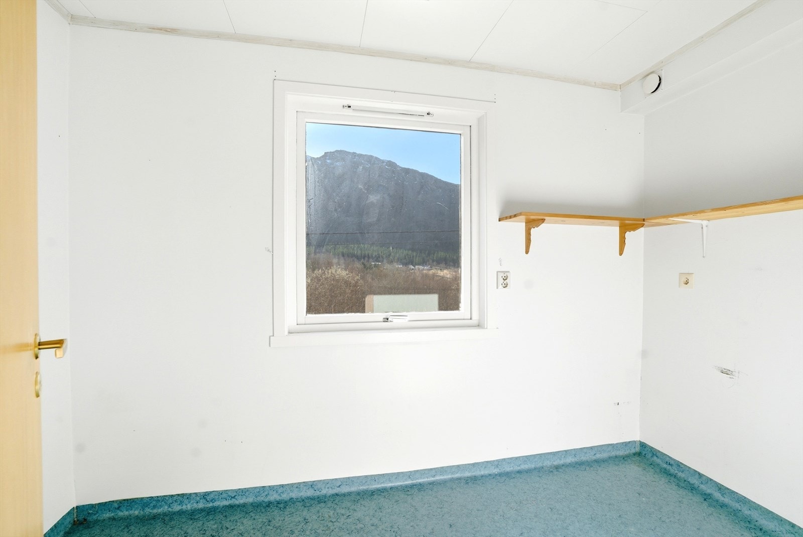 Vaskerom i tilknytning til inngangspartiet. Galleribilde