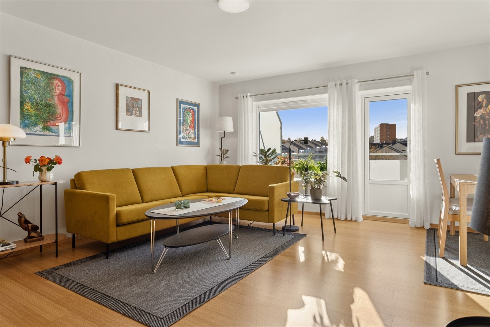 Velkommen inn! Jørgen Michaelsen v/DNB Eiendom ønsker deg velkommen til Trygve Thesens Vei 6! Galleribilde