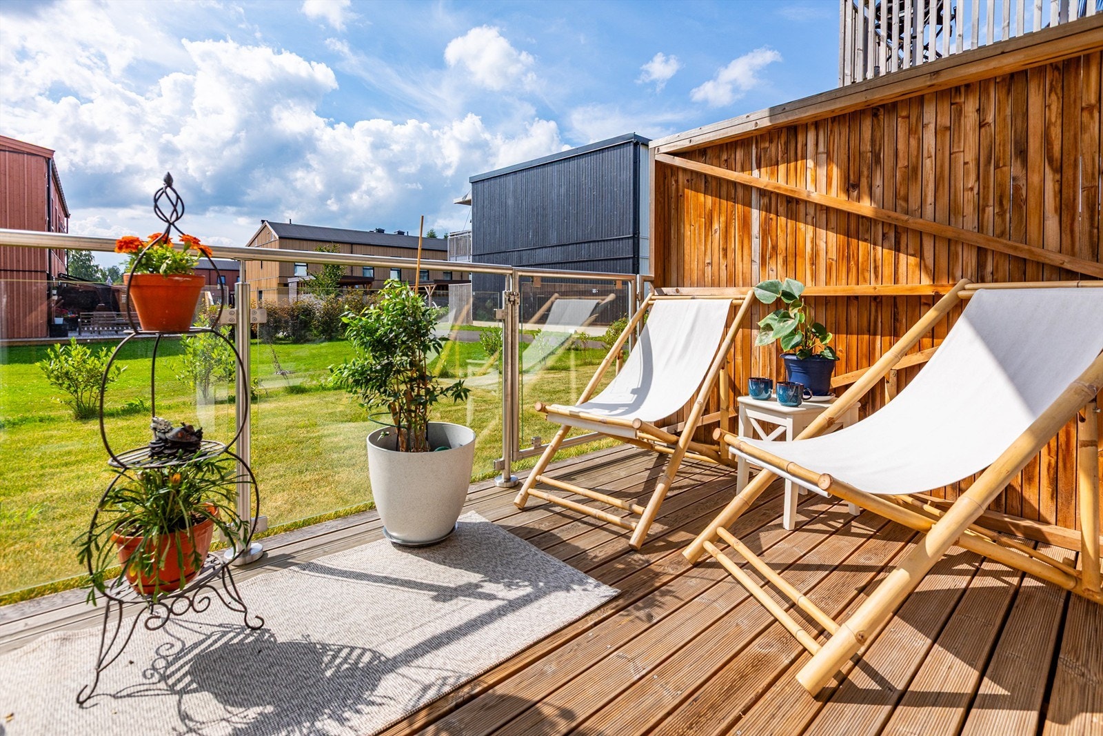 På terrassen har man fantastiske solforhold Galleribilde