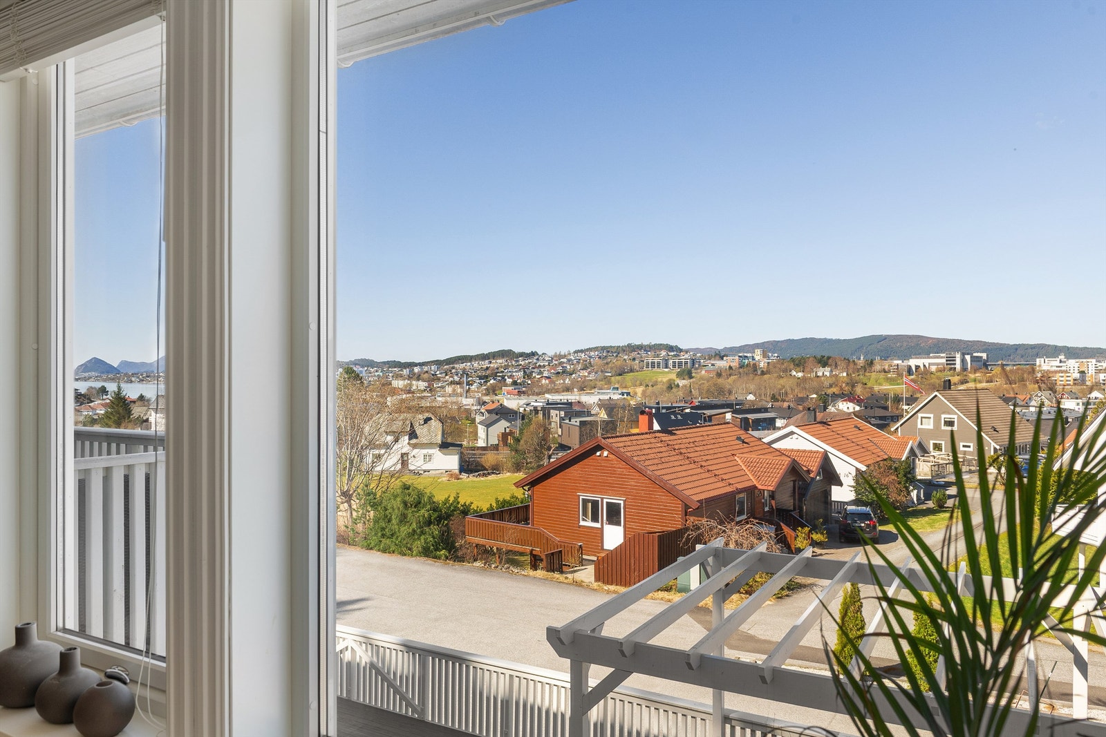 Flott utsikt fra eiendommen Galleribilde