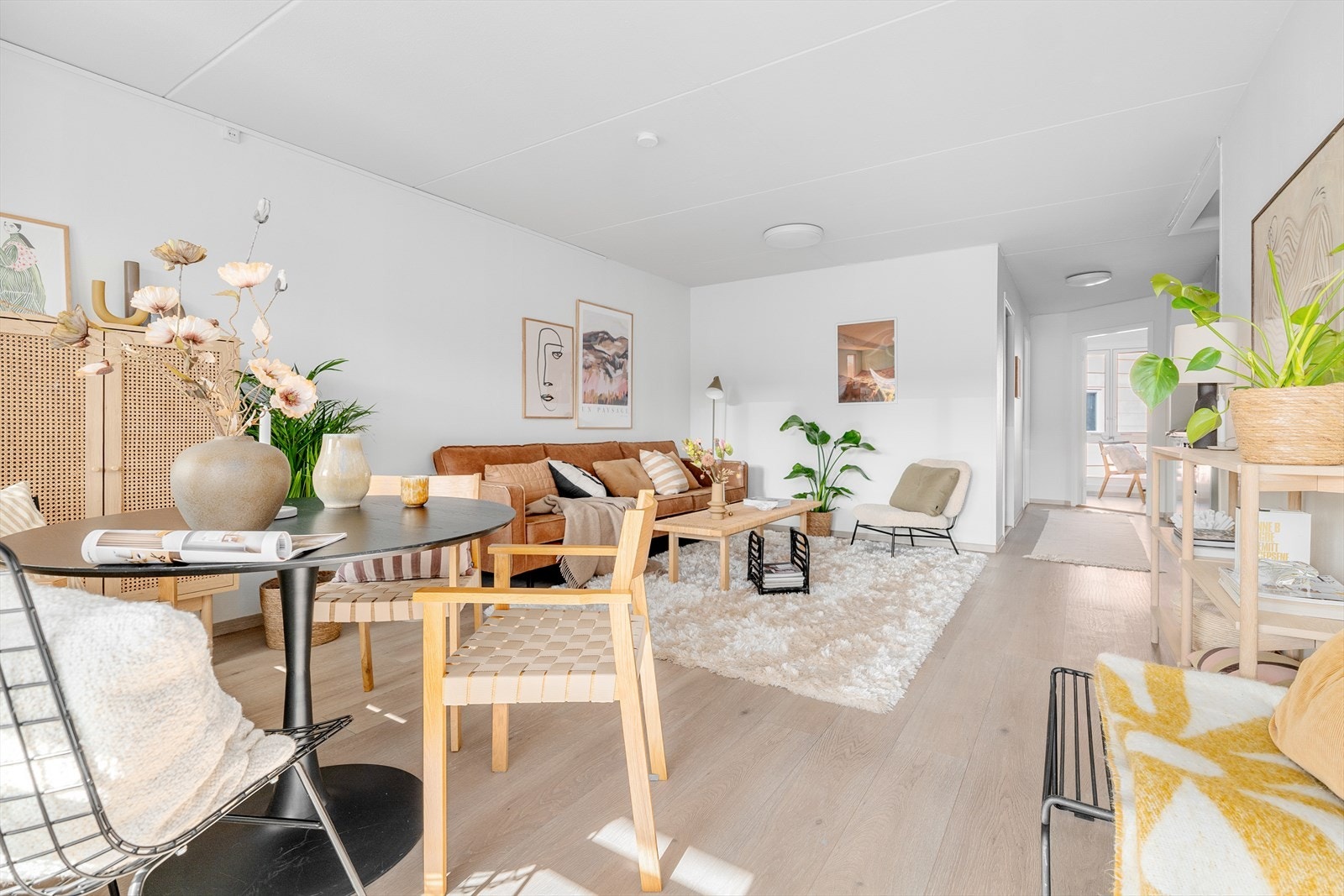 De lyse overflatene gjør det enkelt å innrede etter eget ønske og behov. Galleribilde
