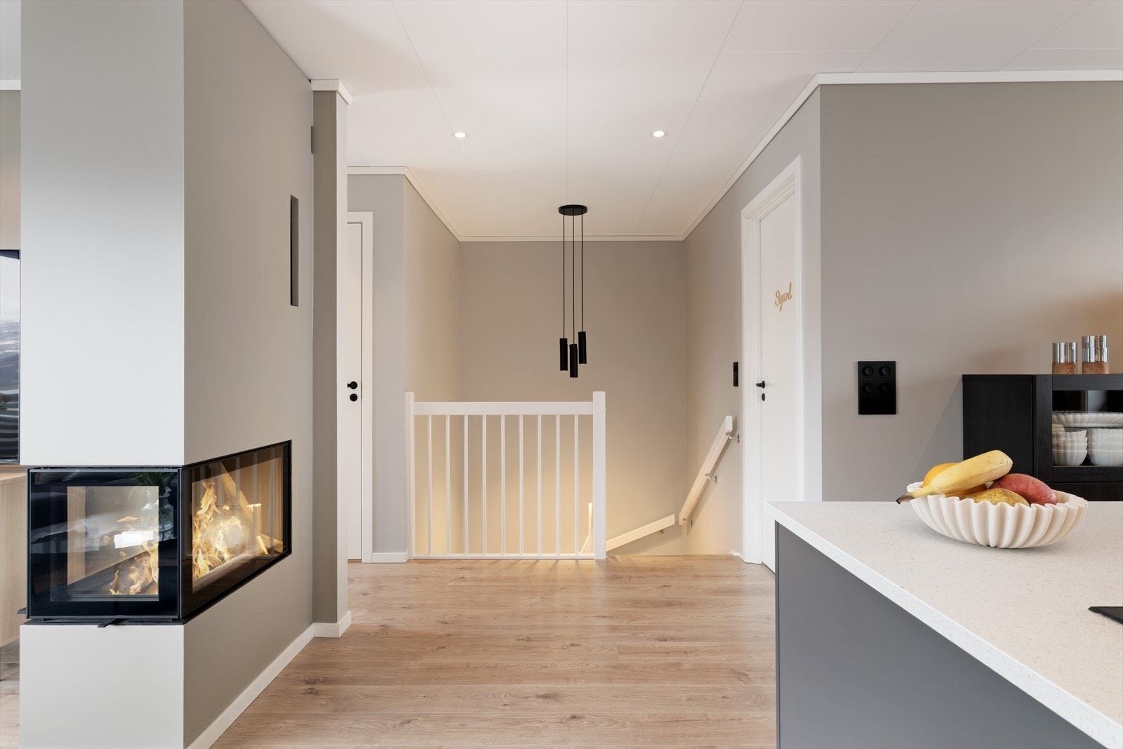Bustaden har innlagt fiber frå Sognenett og balansert ventilasjonsanlegg. Galleribilde