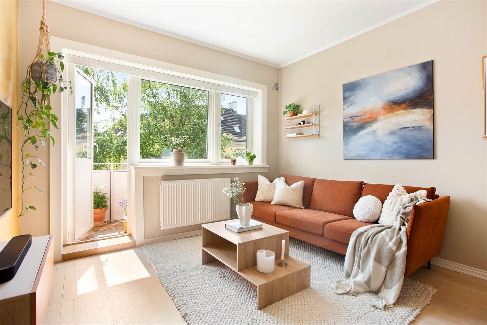 Velkommen til Amtmann Meinichs gate 20A! Dette er en moderne 1-roms leilighet med attraktiv beliggenhet - midt mellom Torshov og Sandaker. Galleribilde