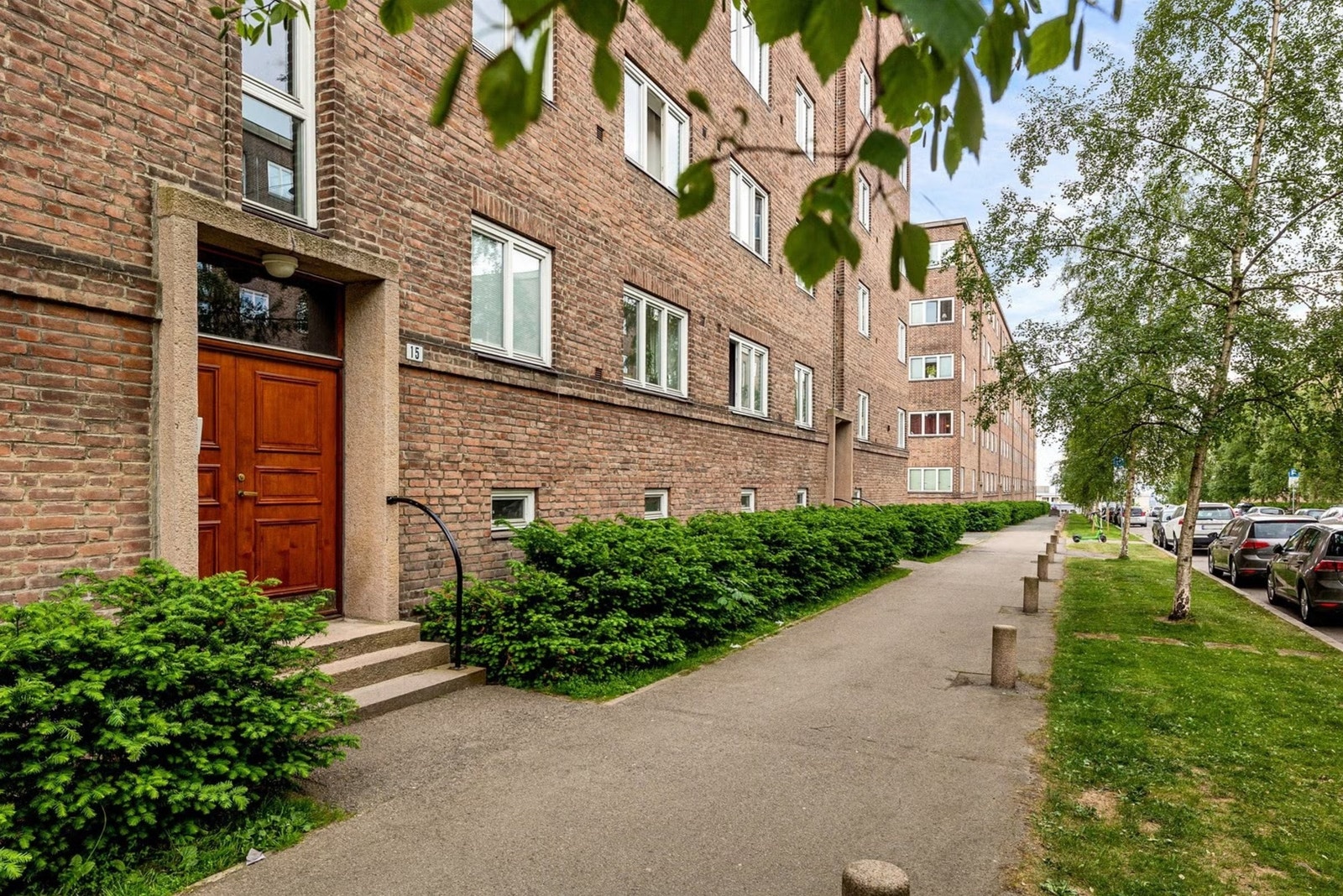 Flotte opparbeidede og vedlikeholdt inngangsparti. Galleribilde