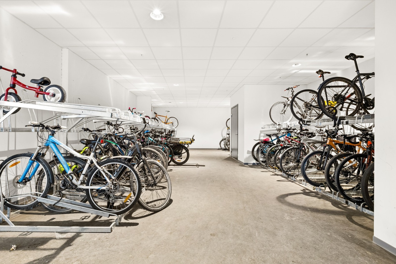 I borettslaget har du tilgang på sykkel- og smørebod. Galleribilde