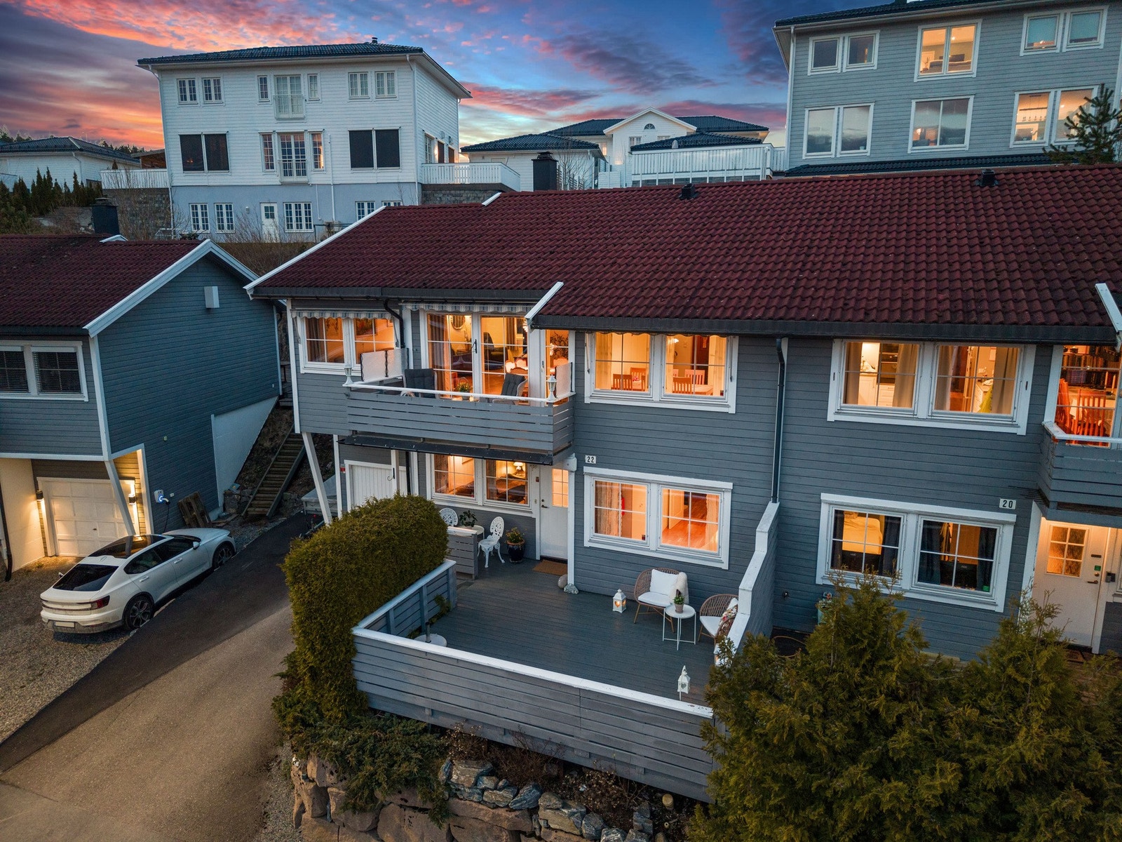 Magnus Grasmo v/EIE eiendomsmegling har gleden av å presentere Rognebærlia 22! Galleribilde