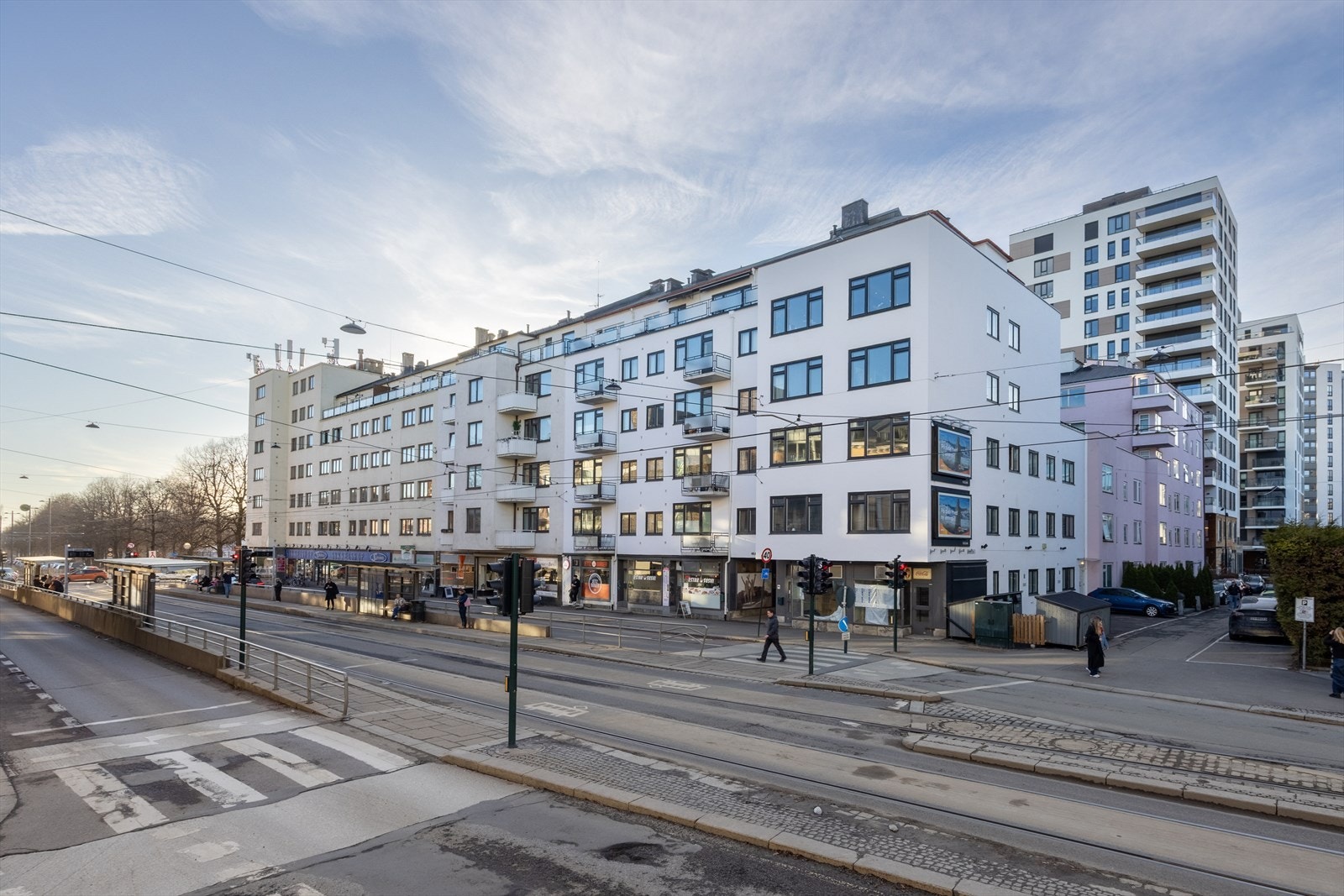Fasade. Sameiet består av 24 boligseksjoner og 3 næringsseksjoner Galleribilde