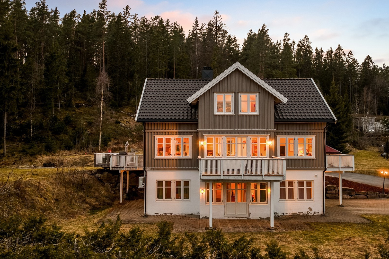 Velkommen til Slorhøgda 12 formidlet av Nordvik v/Silje Byman! Foto: Fotoetcetera Galleribilde