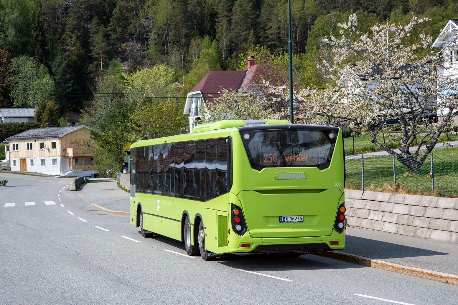 Bussholdeplass med gangavstand fra eiendommen.jpg Galleribilde