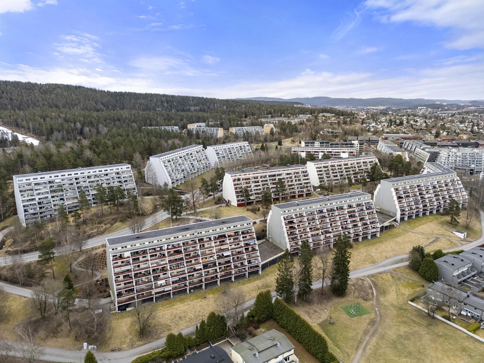 Leiligheten disponerer også en kjellerbod på ca. 2 m² for ekstra lagring. Galleribilde