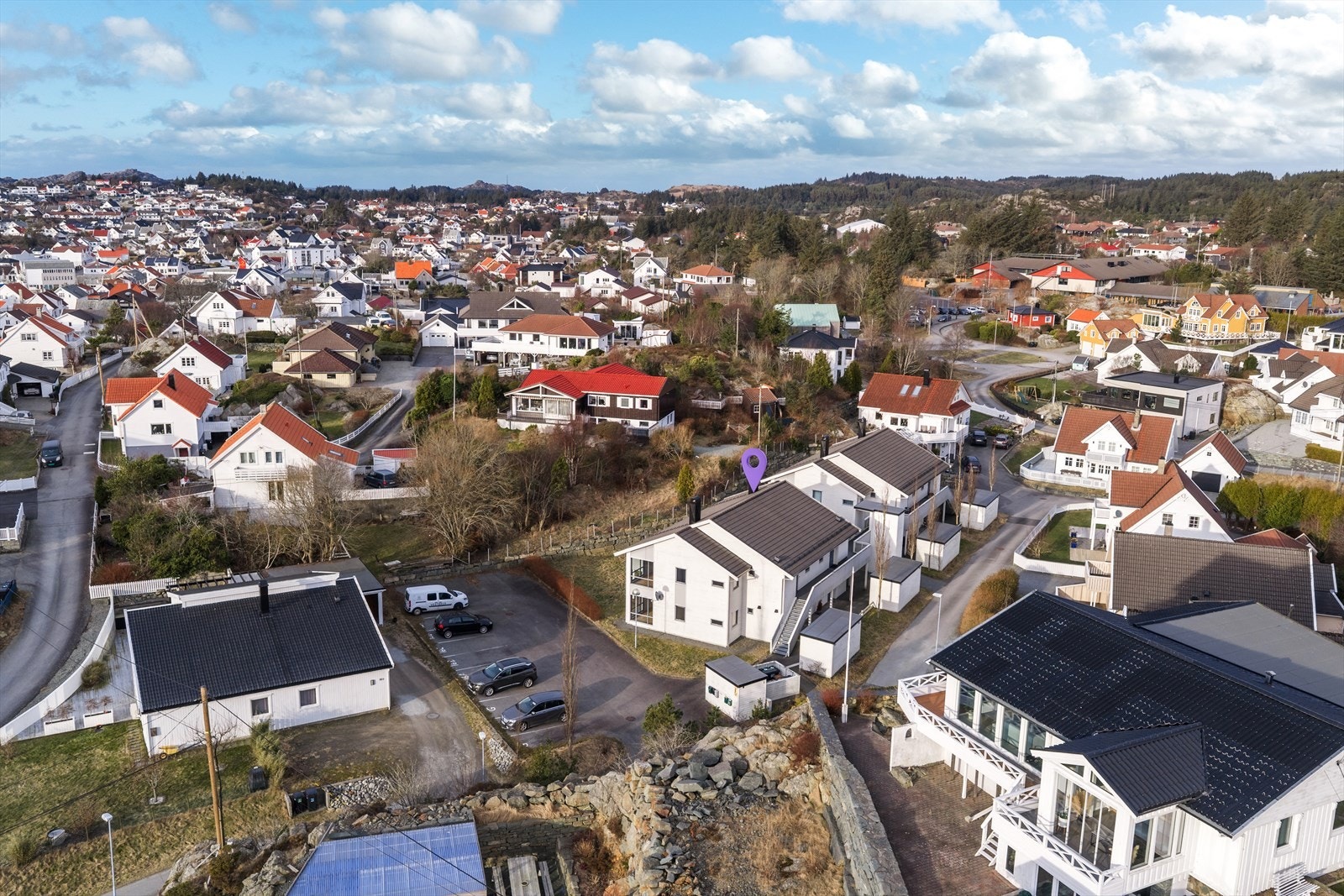 Skjermet beliggenhet like utenfor sentrum Galleribilde