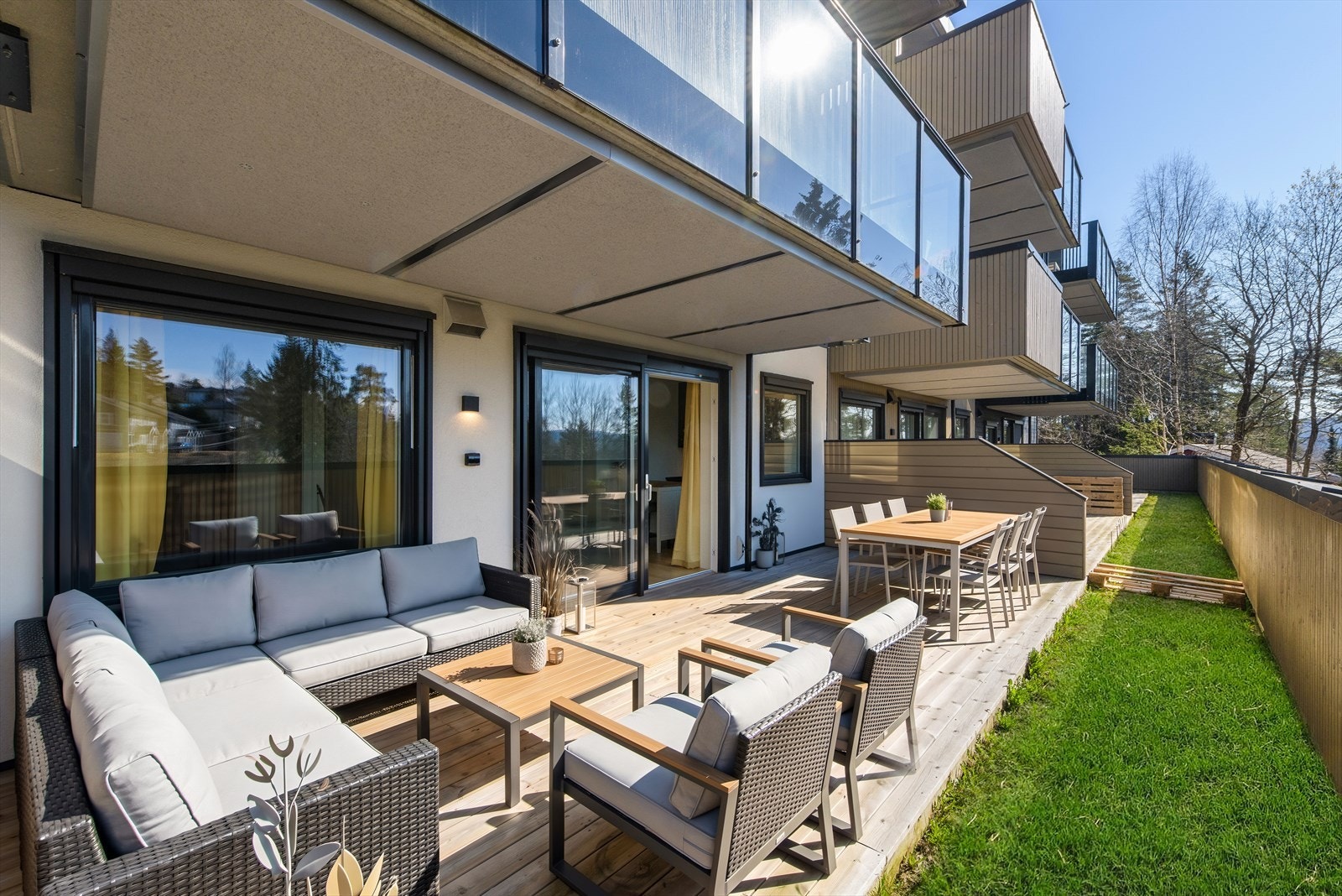 Velkommen til Åsheimkroken 29 - nyere 2-roms leilighet med stor terrasse. Foto: Margrethe Madsbakken Galleribilde
