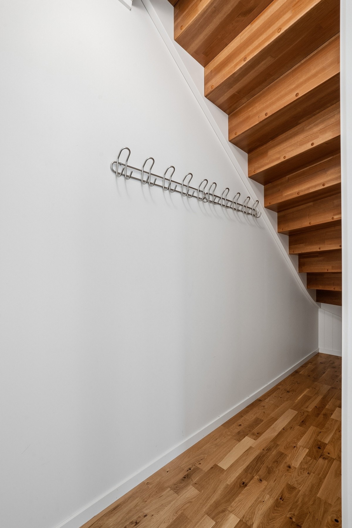 Bod under trapp. Galleribilde