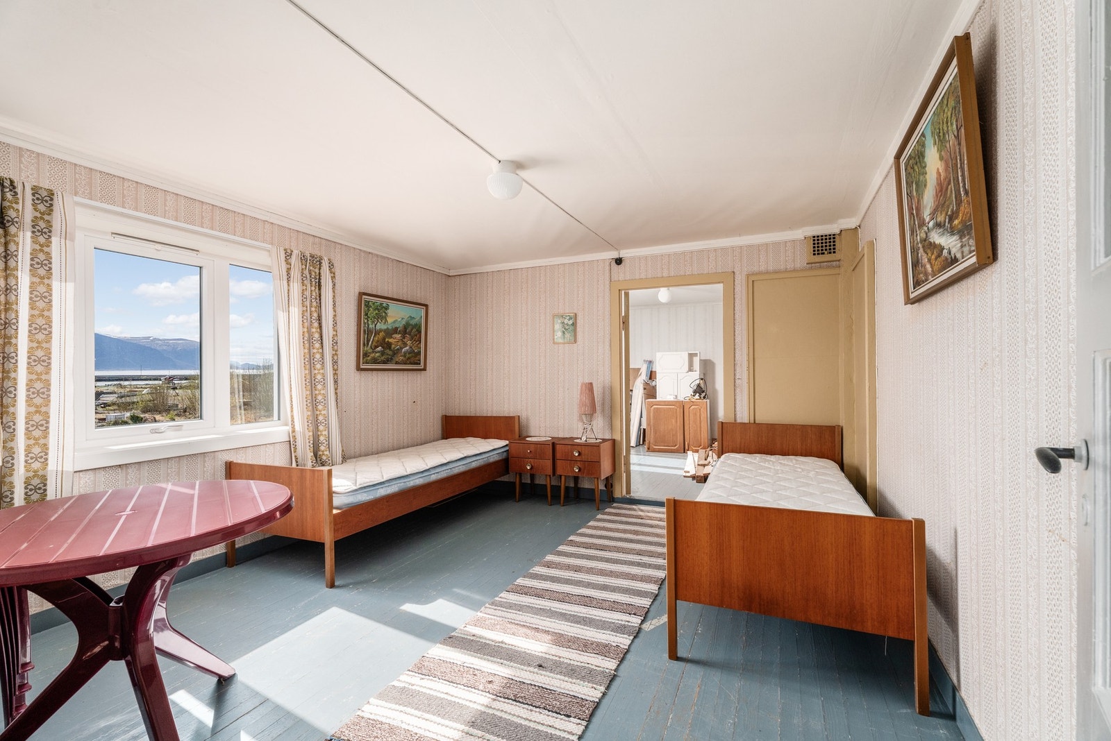 Rommet er innredet som et ekstra soverom, men er ikke godkjent for varig opphold. Galleribilde