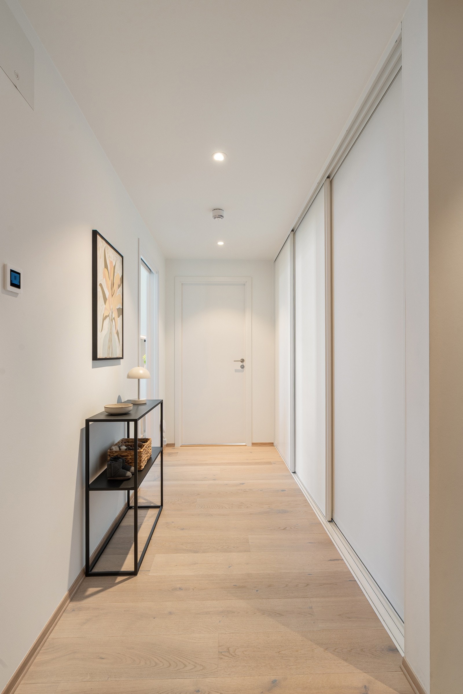 Gode garderobeløsninger i leiligheten.