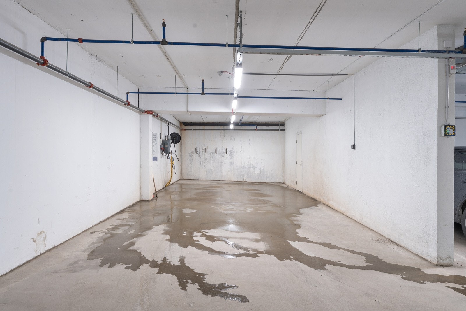 Vaskehall for bil/sykkel.