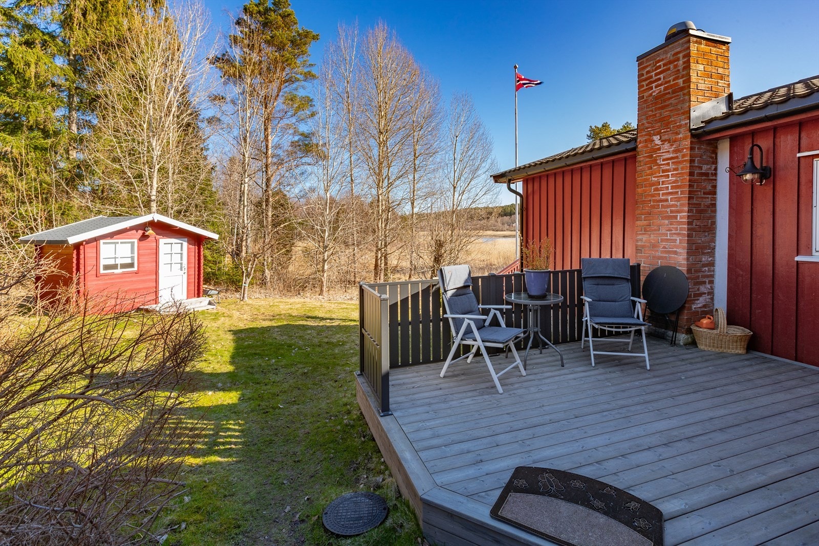 Veranda ved inngangsparti Galleribilde