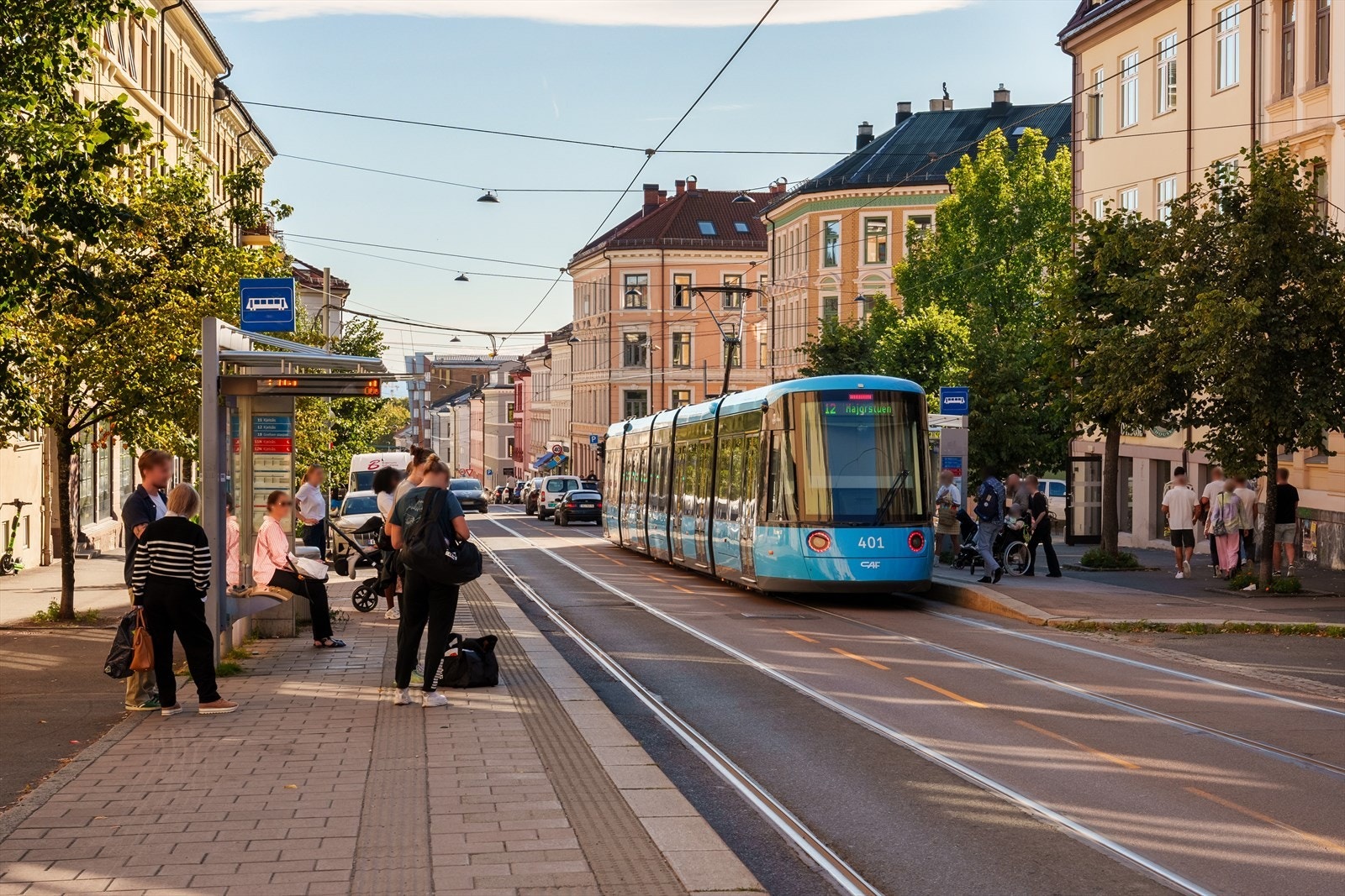 Fra Vogts gate har du enkel tilgang til trikken som tar deg raskt rundt i byen. Galleribilde
