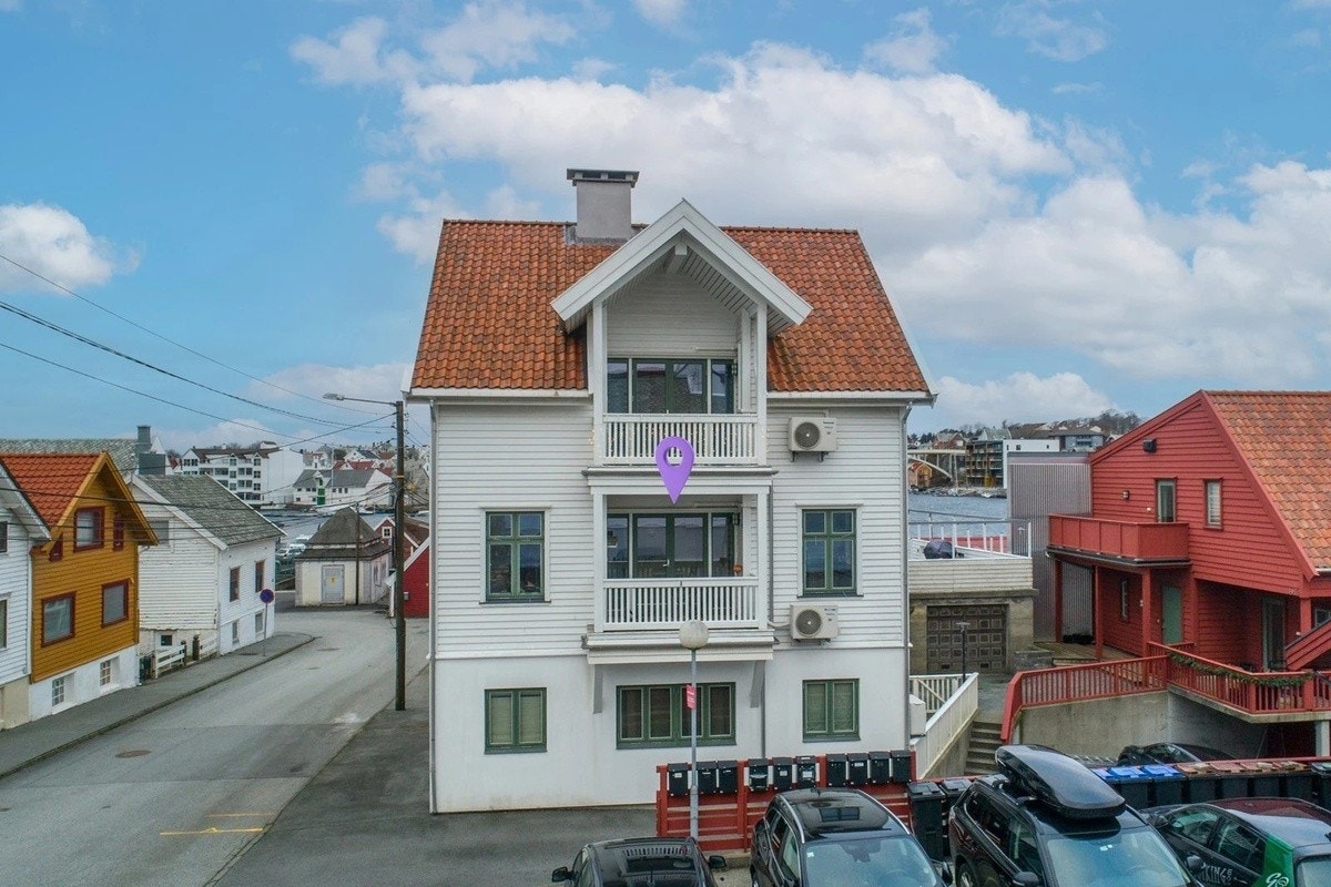 Leiligheten ligger i 2 etg. Galleribilde