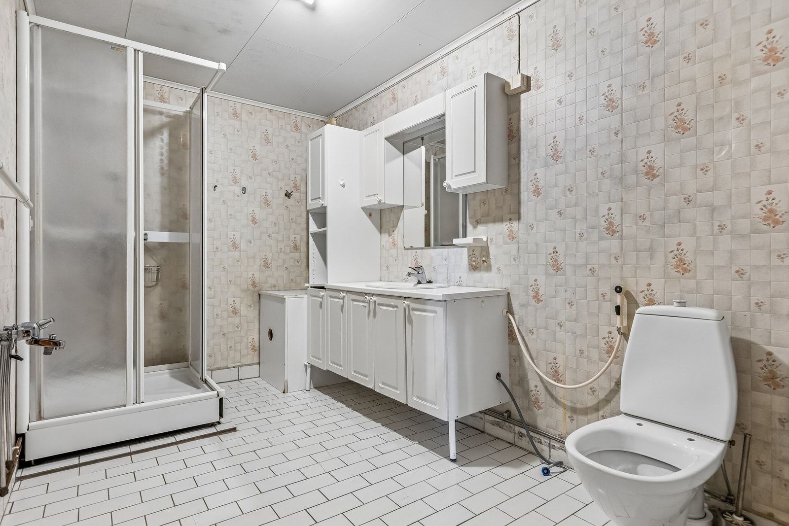 Badet er funksjonelt og klart for oppgradering. Galleribilde