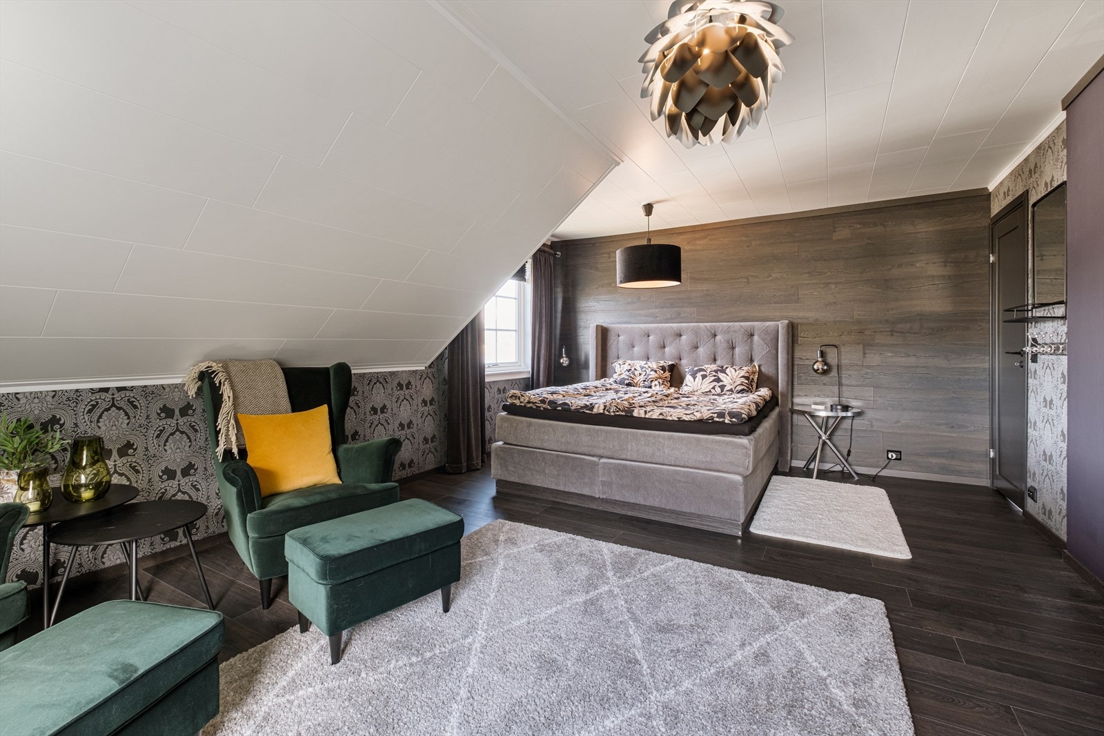 Loft - Hovedsoverom er stort og innbydende Galleribilde