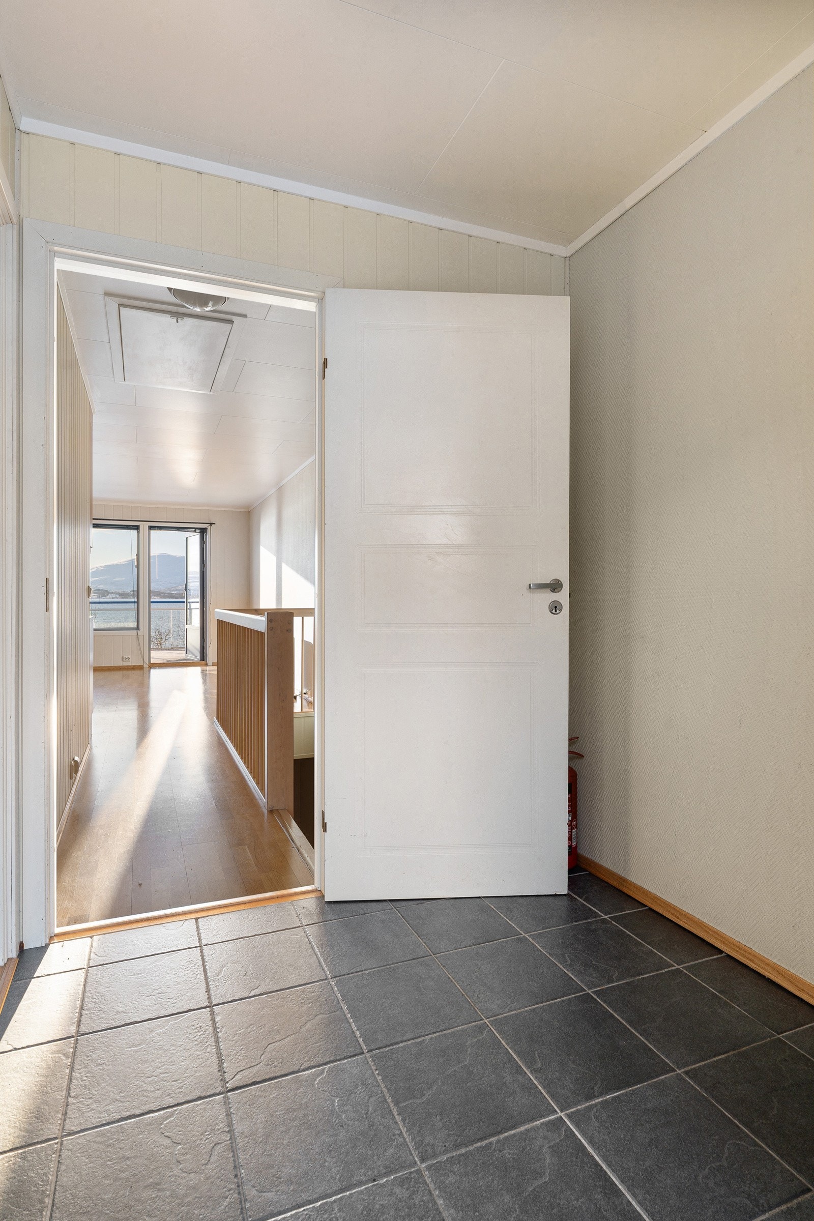 Flislagt inngangsparti